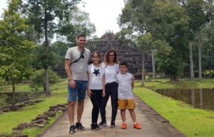 קמבודיה עם ילדים