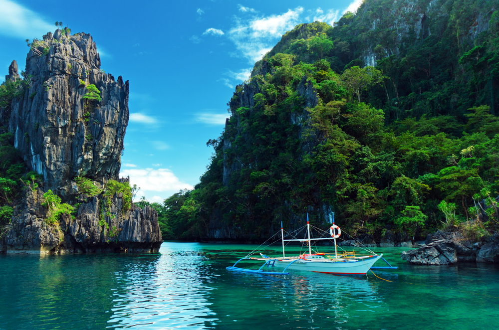 מסלול של 14 יום בפיליפינים יאפשר לכם לחקור את היופי של הארכיפלג הזה בדרום מזרח אסיה. להלן מסלול מומלץ המכסה כמה מהיעדים המדהימים ביותר במדינה