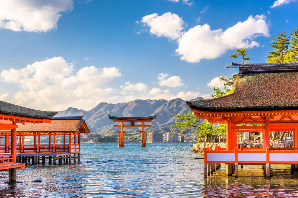 הירושימה (Hiroshima) ומיאג'ימה (Miyajima): שלום ויופי טבעי