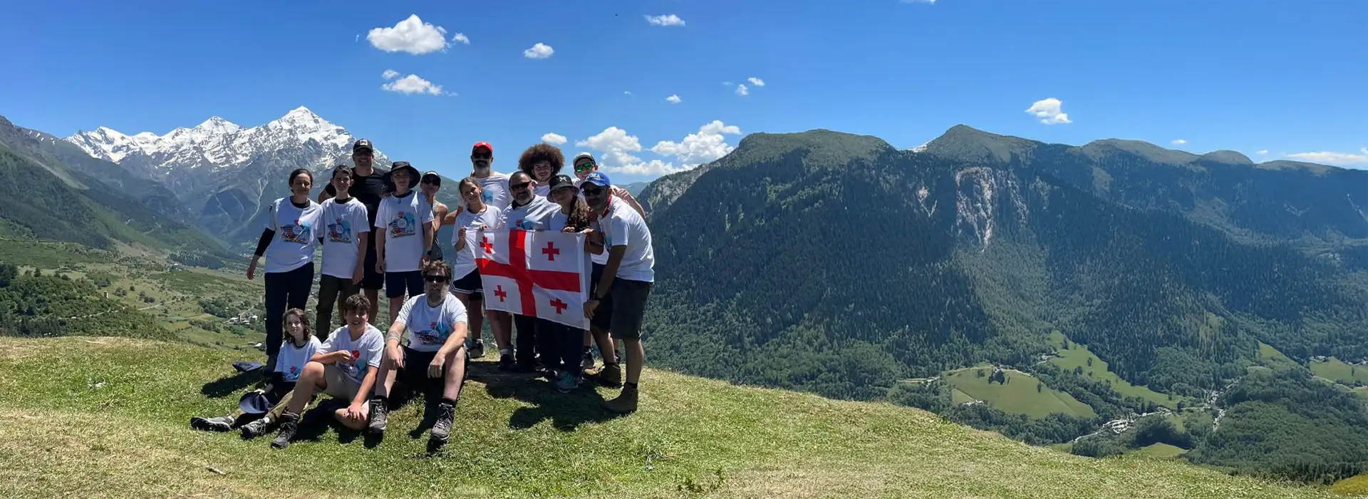 תמונה ראשית לטיול הורים וילדים GO EAST