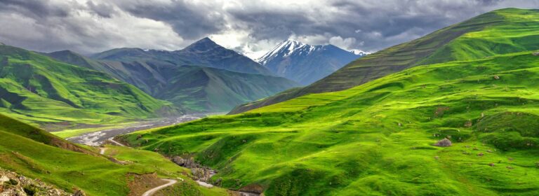 צפון אזרבייג'אן: המדריך לטיול בהרי הקווקז, קובה ושקי